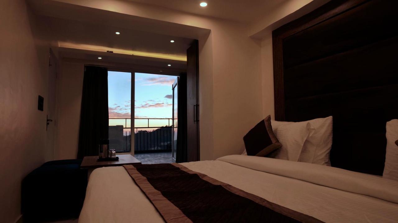 Hotel Brite Star Mussoorie Kültér fotó